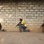 entrainement-des-anti-balaka-dans-une-banlieue