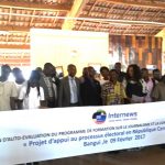 photo-de-famille-formation-des-journalisteseric-ngaba