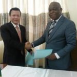 le DG Thien Pao Sarl et le ministre des Mines