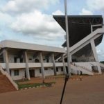 Stade 20000 places
