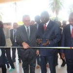 coupure de rubant par le PM et le DG de l&rsquo;UE@Eric Ngaba