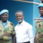 Le chef de la Minusca, Parfait Onyanga Ananga avec les soldats gabonais de la Minusca@Eric Ngaba