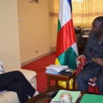 l&rsquo;ambassadrice de l&rsquo;UE, Samuela Isopi et le ministre centrafricain des finances, Henri Marie Dondra@Presse finances