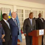 le président centrafricain Touadera durant un point de presse avec la délégation Union africaine et Nations Unies à Bangui