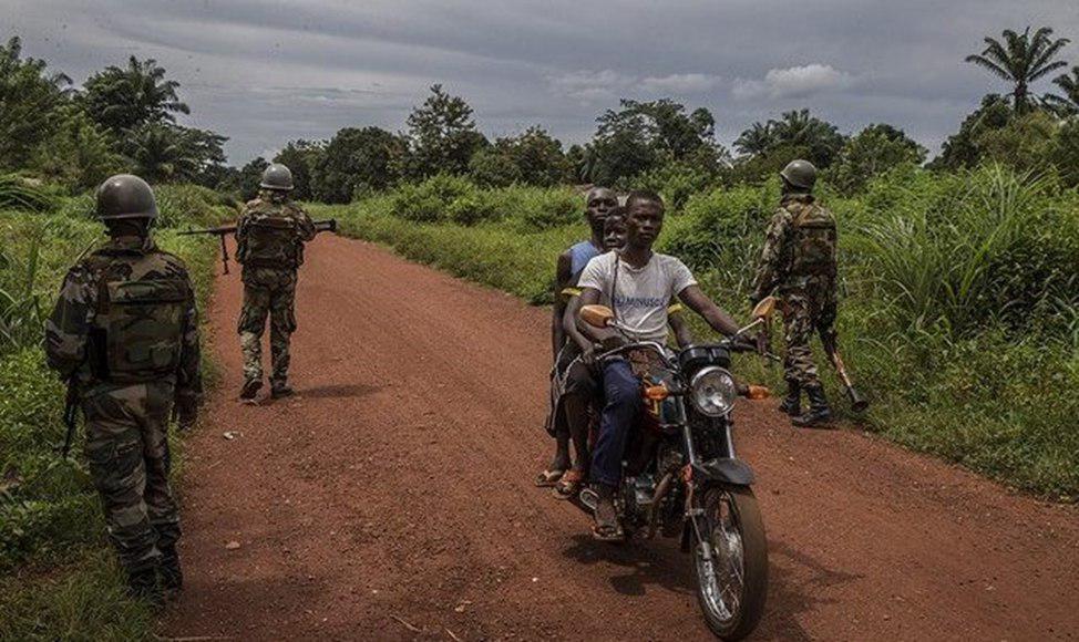 patrouille pédestre des élments des Forces armées centrafricaines à Bambari