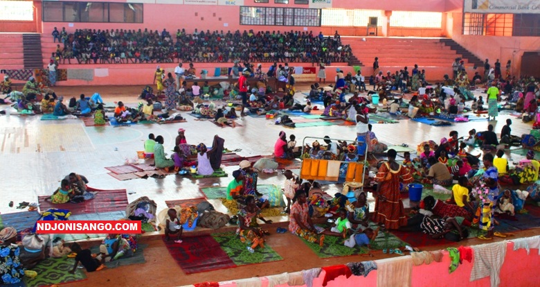Les sinistrés vivant au palais de sport à Bangui@photo Erick Ngaba