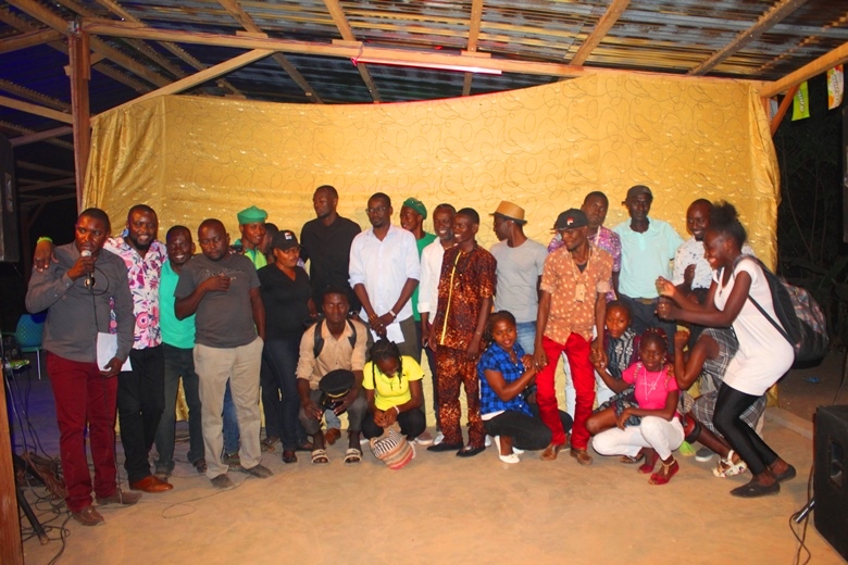 Grand casting des humouristes organisé par Docteur Mandjeké à Fin Services à Bangui en prélude au festival Bangui rire@photo Erick NGABA