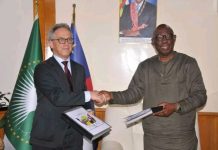 RCA: 15 milliards de FCFA octroyés par la Banque mondiale pour la vaccination contre le Covid-19