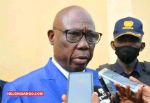 RCA: le premier ministre Félix Moloua appelle la population à retirer ses cartes d’électeur