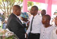 RCA: le président Touadera rend hommage à la famille Dolle-Waya