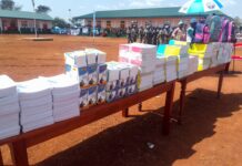 RCA: Touadéra inaugure un collège de proximité à Ndjoh et remet des ambulances aux centres de santé