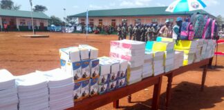 RCA: Touadéra inaugure un collège de proximité à Ndjoh et remet des ambulances aux centres de santé