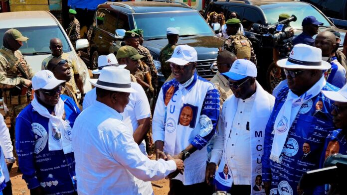Le candidat Faustin Archange Touadera en meeting électoral à Begoua á Bangui