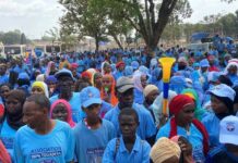 RCA: le meeting du stade de 20 000 places scelle la victoire de Touadéra au premier tour de la présidentielle