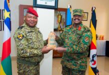 La RCA renforce sa coopération militaire avec l’Ouganda