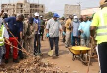 RCA: le président Touadéra dans l’opération citoyenne « Kwa Ti Kodro » dans le 5ᵉ arrondissement de Bangui