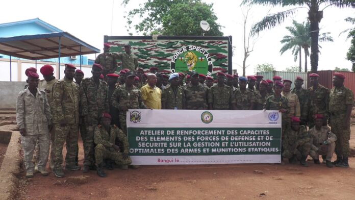 Des éléments des FACA en formation sur la gestion des armes et minutions