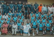 RCA: les fauves de football au chevet des enfants hospitalisés du centre pédiatrique de Bangui Les fauves centrafricains au centre pédiatrique de Bangui