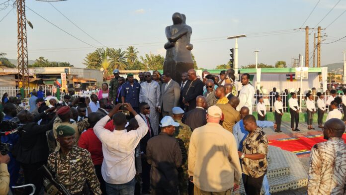 Inauguration du monument en honneur des victimes de conflits en Centrafrique.