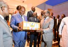 RCA: Touadera lance le programme de sécurité sanitaire lancement du programme de sécurité sanitaire en Centrafrique et dans l'espace CEMAC