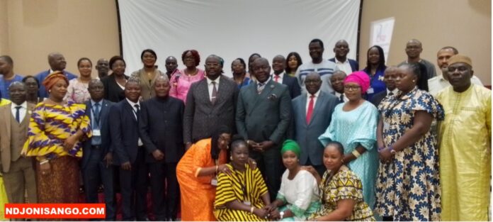 Présentation de bilan et perspectives de l'ARCEP @crédit photo Alfred Yemetchipa