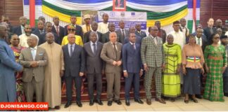 RCA: la gestion de la transhumance transfrontalière au centre d’une réunion interministérielle Une réunion interministérielle sur la gestion de transhumance @crédit photo Jolidon Tcheckoé