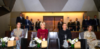 Maroc: les Princesses royales et Brigitte Macron célèbrent l’art au cœur de Rabat Brigitte Macron et les Princesses royales marocaines