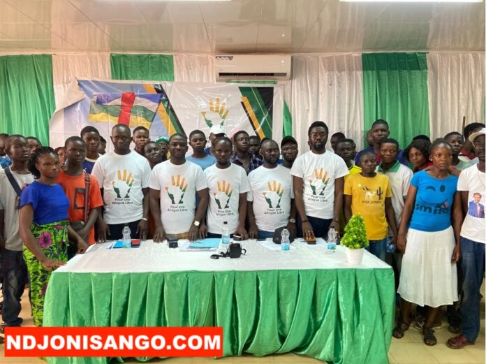 Mobilisation des jeunes du Mouvement panafricain pour l'Afrique libre @crédit photo Jolidon Tcheckoé