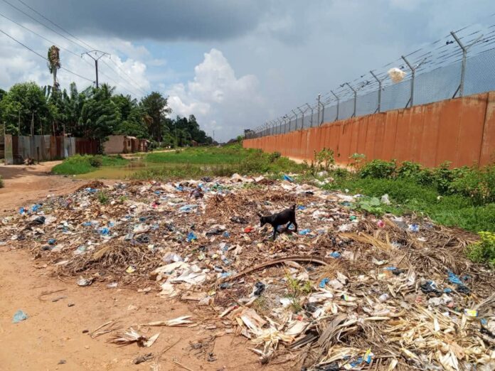 Axe Tournant-Sakaï à coté l'aéroport Bangui M'poko