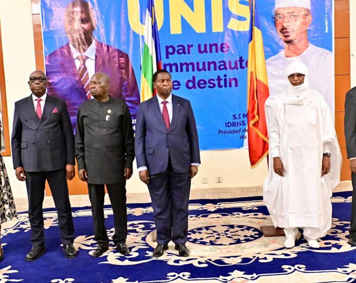 Célébration de l'indépendance du Tchad à Bangui en présence du président Touadéra