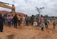 RCA: drame à Zamboye, le gouvernement ordonne l’arrêt des activités après un glissement de terrain meurtrier Une délégation ministérielle sur le site miner de Zamboye