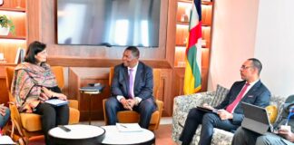 New York : la RCA et Gavi renforcent leur partenariat en faveur de la vaccination Le Président centrafricain, Faustin-Archange Touadéra avec Dr Sania Nishtar, Directrice exécutive de Gavi, l’Alliance du Vaccin.