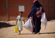 Algérie: des interrogations sur la gestion opaque de l’aide humanitaire à Tindouf Camp de Tindouf en Algerie
