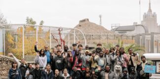 RCA–Russie: huit étudiants centrafricains en immersion culturelle en Russie Les étudiants centrafricains de la langue russe avec leurs collègues en Russie