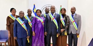 RCA: le bureau du parlement présente officiellement ses membres au chef de l’État Le Bureau de l'assemblée nationale centrafricaine