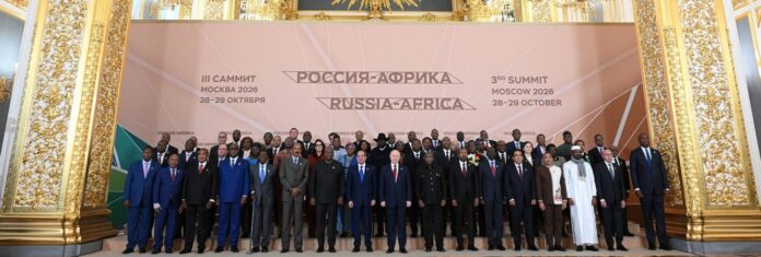 Les chefs d'Etats et gouvernements africains et Russes au Kremlin à Moscou
