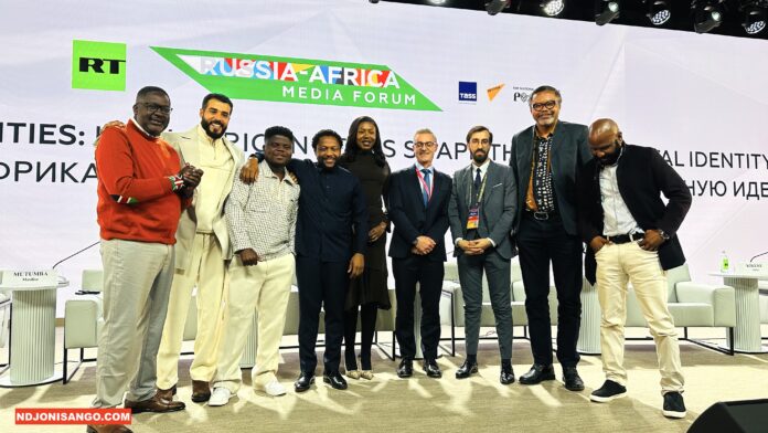 Professeur Franklin Nyamsi et des influenceurs africains à Moscou @crédit photo Erick Ngaba