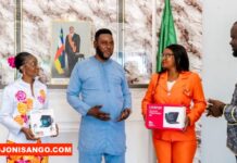 RCA: la FAFECA fait un don de téléprompteurs à la télévision centrafricaine