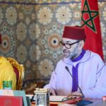 Maroc: le Roi Mohammed VI préside un conseil des ministres consacré au projet de loi de finances 2027 Le Roi Mohammed VI et le Prince héritier Moulay El Hassan