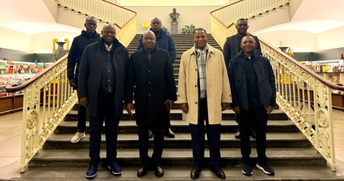 Visite du président centrafricain Faustin Archange Touadera et sa délégation au musée russe de Saint-Pétersbourg